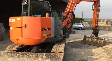 Rent mini excavator Hitachi 8.5 T Amiens €228