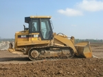 Rental loader Caterpillar 953C €120